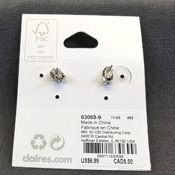 Claire's St. Patrick's Day Glittery Smiley Face Stud Earrings - Picture 5 of 5